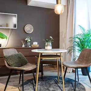 Cozy Modern In Prague's Absolute Center Apartment Prague
