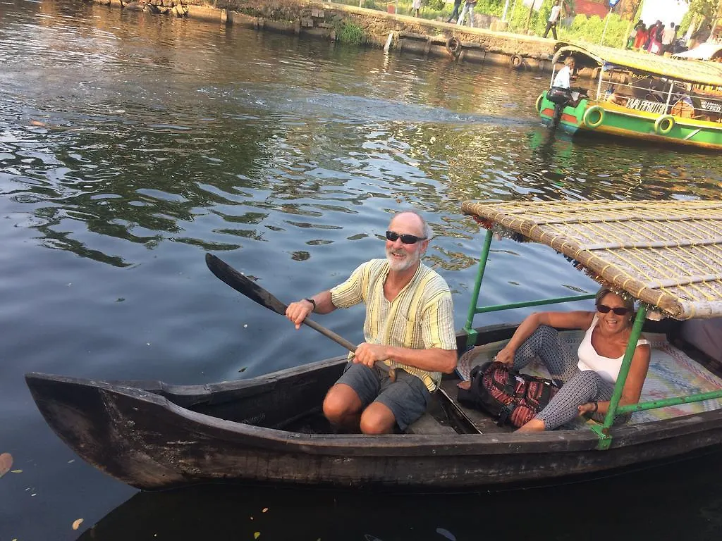 Thoms Beach Homestay Alappuzha
