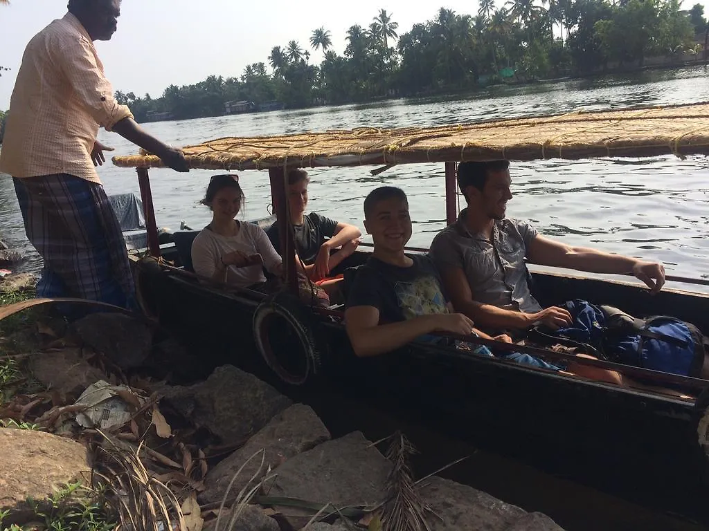 Thoms Beach Homestay Alappuzha